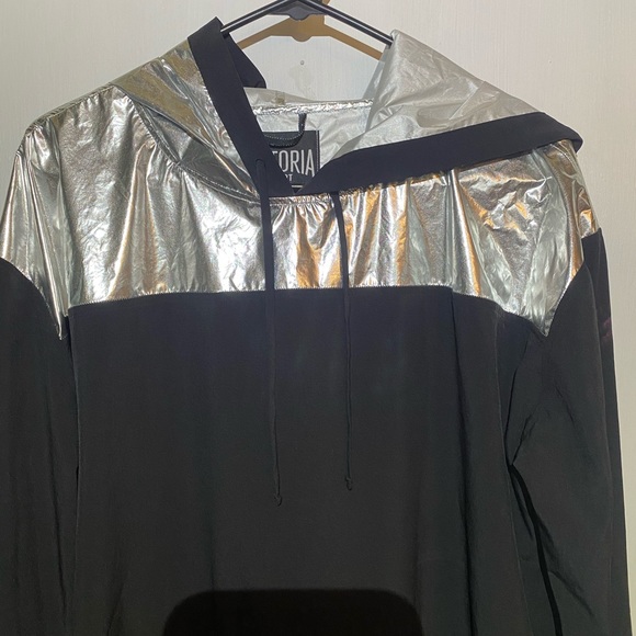 Victoria’s Secret Sport Hoodie NWT - Picture 3 of 5